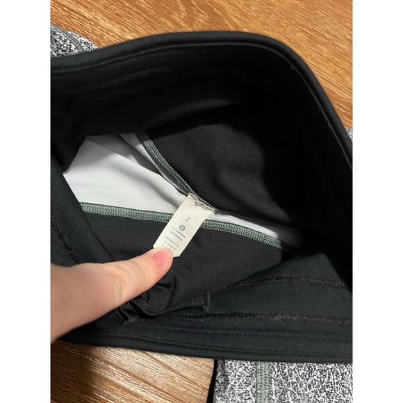 Lululemon Wunder Under Pants Black And White Size 2 - Picture 4 of 7